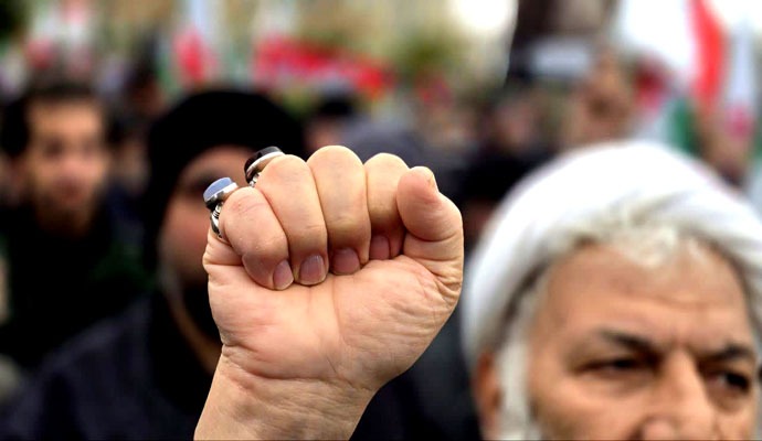 غرش درالمومنین کاشان در روز جهانی قدس + عکس غرش درالمومنین کاشان در روز جهانی قدس + عکس