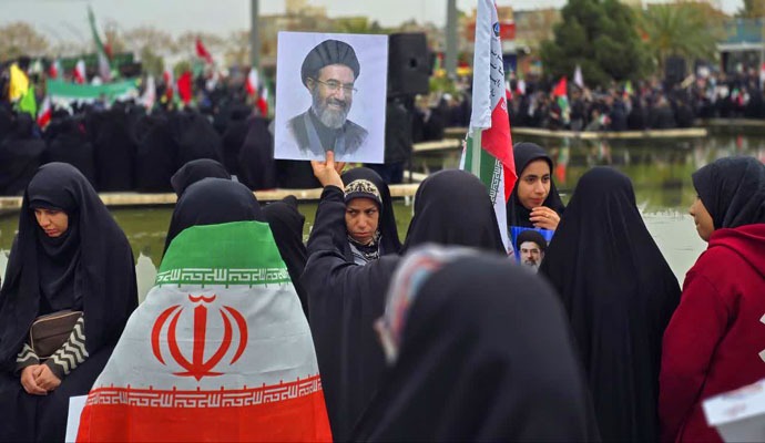 غرش درالمومنین کاشان در روز جهانی قدس + عکس غرش درالمومنین کاشان در روز جهانی قدس + عکس