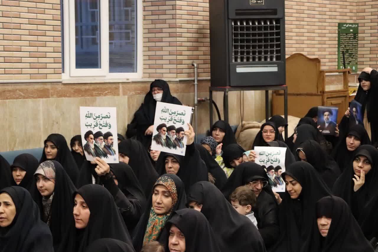 برگزاری ویژهبرنامه تبیینی و عزای امام شهید برای خانوادههای طلاب تبریز+ تصاویر برگزاری ویژهبرنامه تبیینی و عزای امام شهید برای خانوادههای طلاب تبریز+ تصاویر