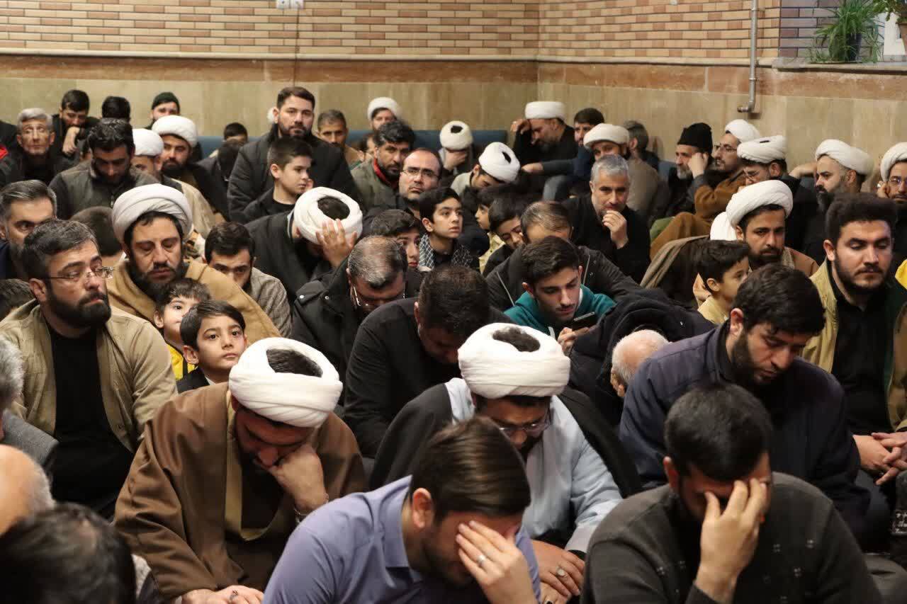 برگزاری ویژهبرنامه تبیینی و عزای امام شهید برای خانوادههای طلاب تبریز+ تصاویر برگزاری ویژهبرنامه تبیینی و عزای امام شهید برای خانوادههای طلاب تبریز+ تصاویر