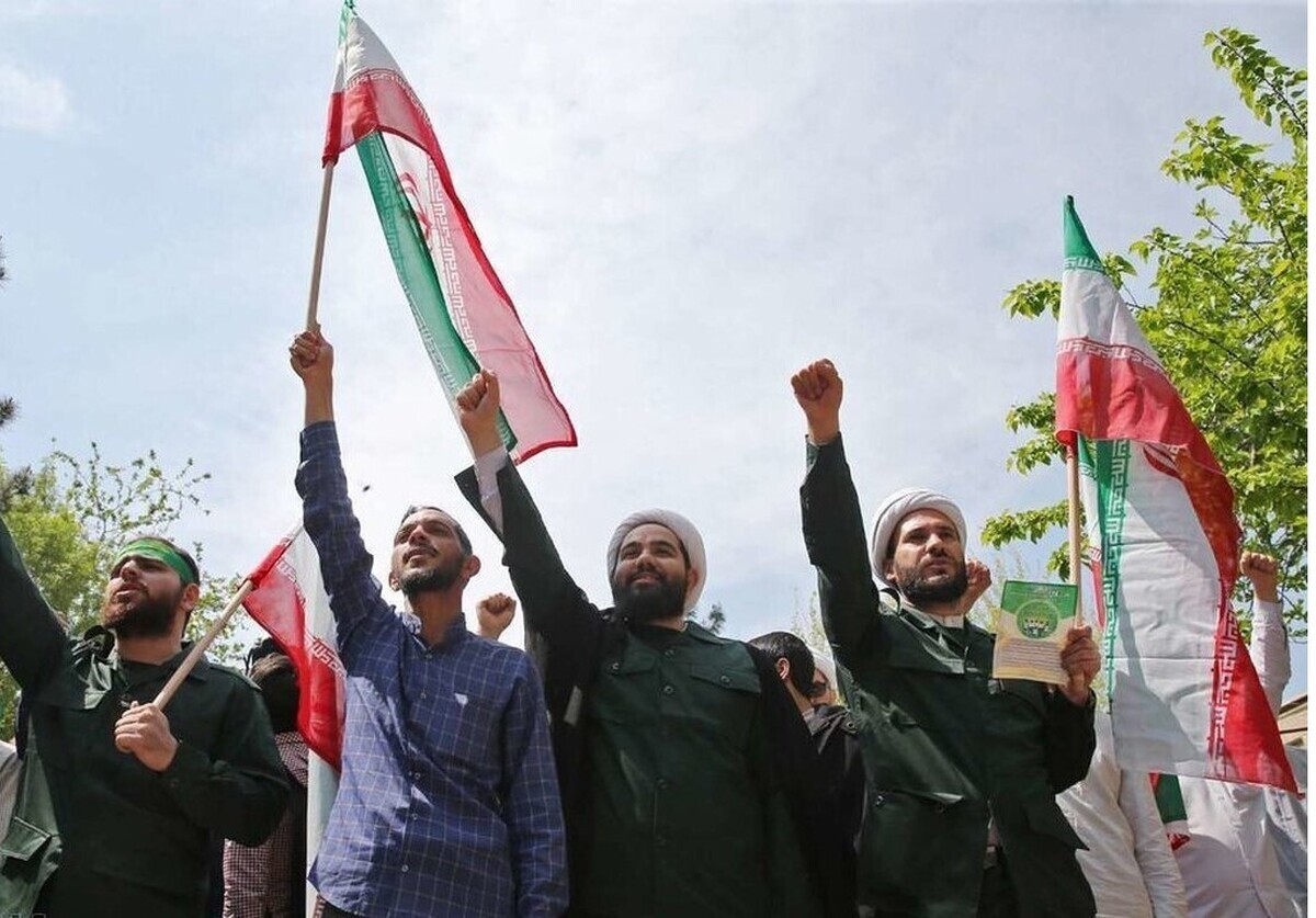 دز حال بروز رسانی طنین وفاداری ملت ولایتمدار در تبریز و سراسر استان دز حال بروز رسانی طنین وفاداری ملت ولایتمدار در تبریز و سراسر استان