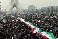 تجلی نصرت الهی در حضور مردمی