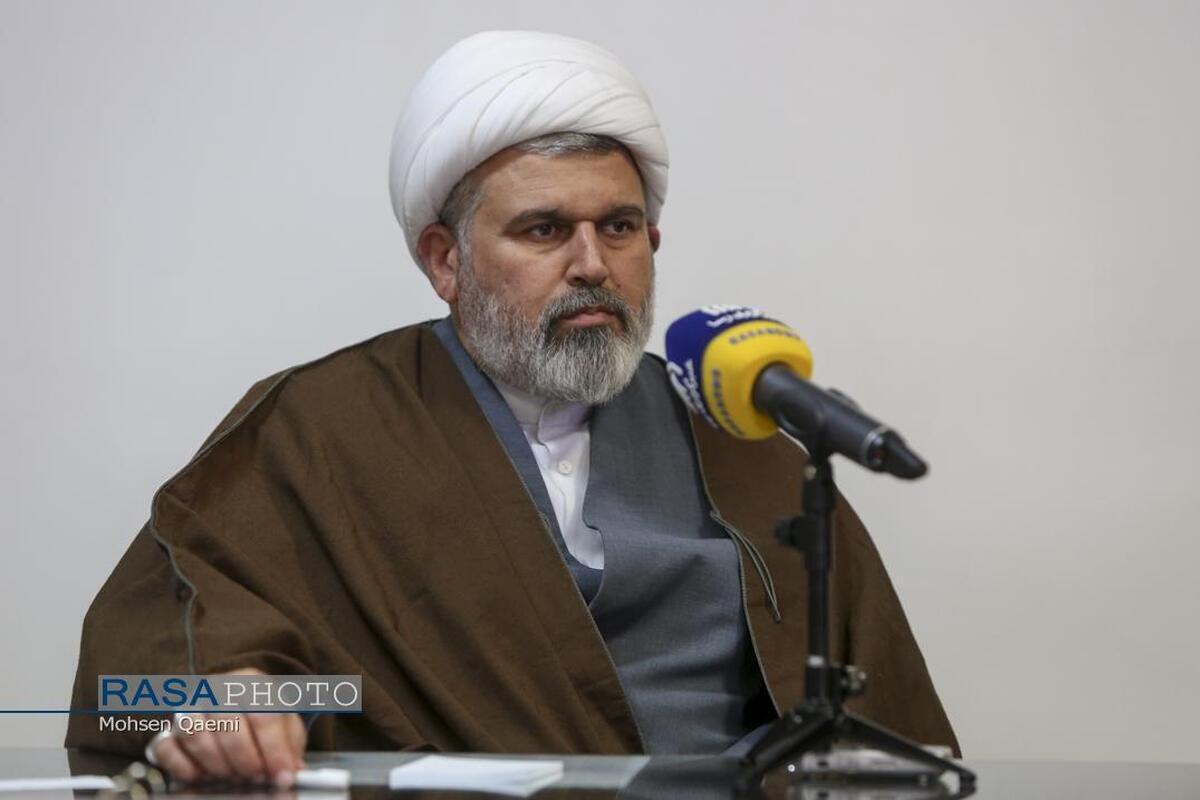 ویژگی های طلبه انقلابی در کلام معاون تبلیغ حوزه