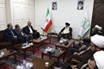 قم به هیچ قیمتی دست از انقلاب بر نخواهد داشت