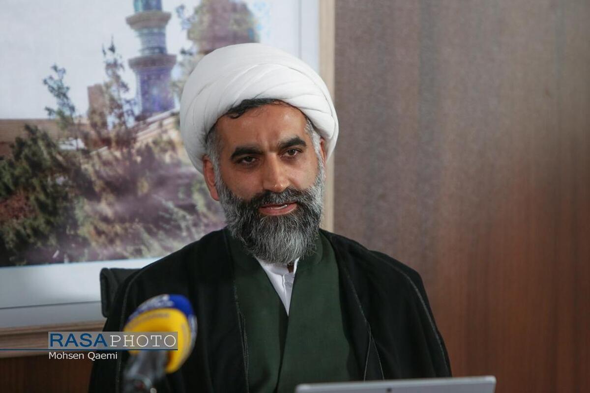 نظریهپردازی و دفاع فکری از نظام اسلامی، رسالت محوری حوزه است