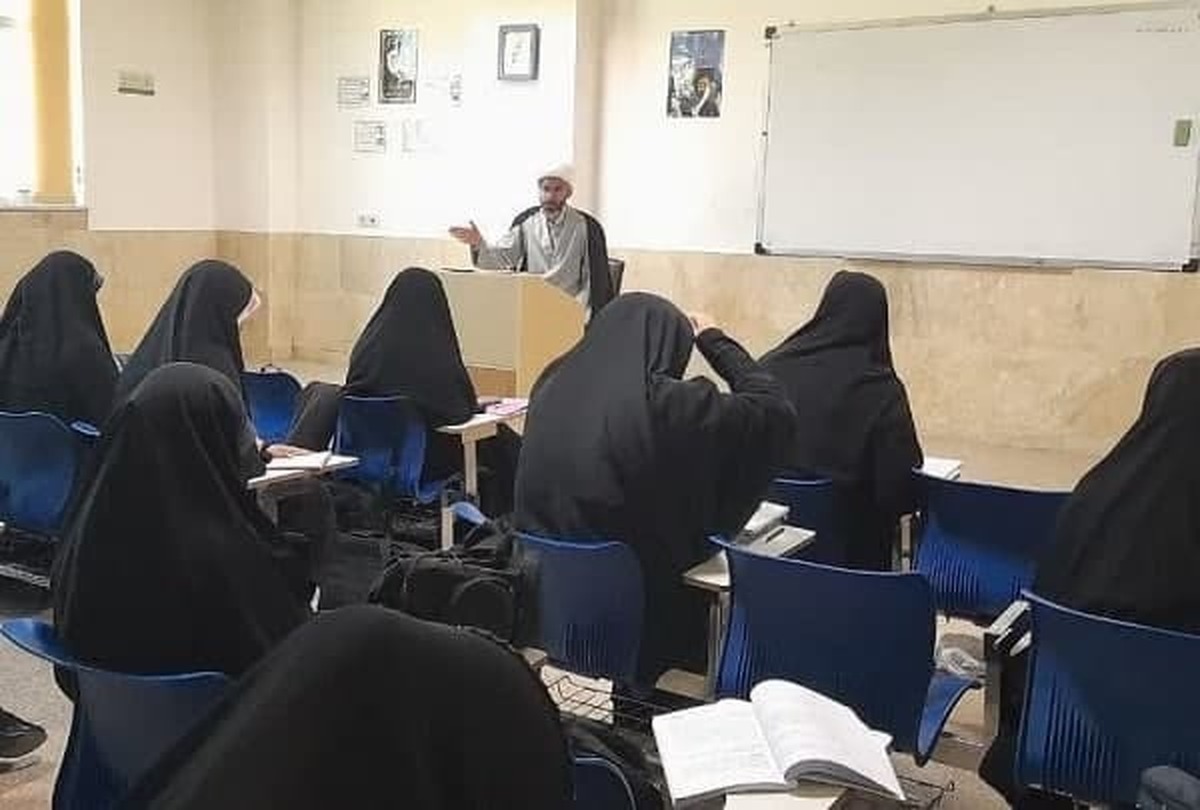 تعلیم و تهذیب؛ دو عنصر کلیدی حوزه علمیه