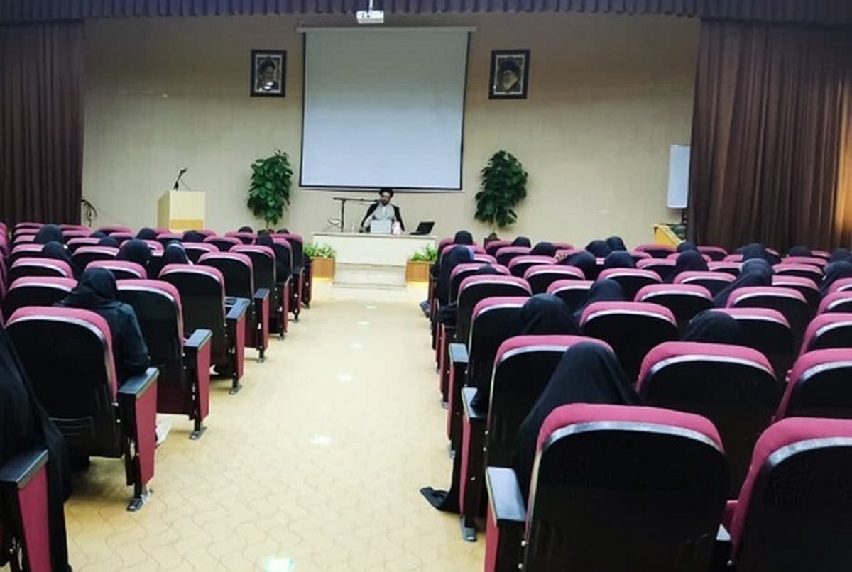 برگزاری پیش نشست علمی«شیعه پژوهی از دیدگاه مستشرقان» در حوزه علمیه خواهران فارس