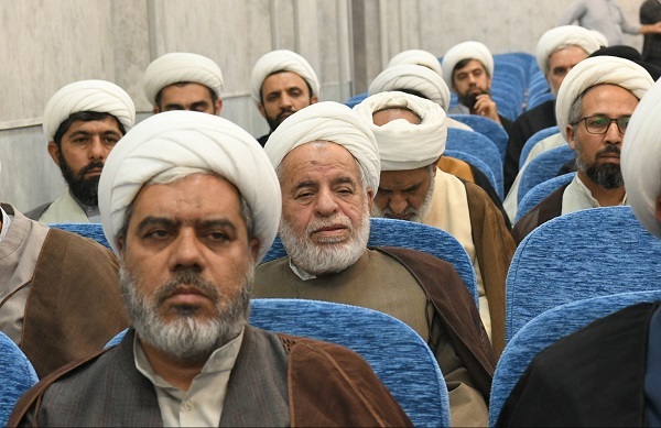 برگزاری اجلاسیه فصلی مدیران مدارس علمیه فارس+تصاویر