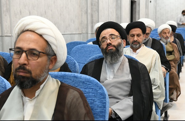 برگزاری اجلاسیه فصلی مدیران مدارس علمیه فارس+تصاویر