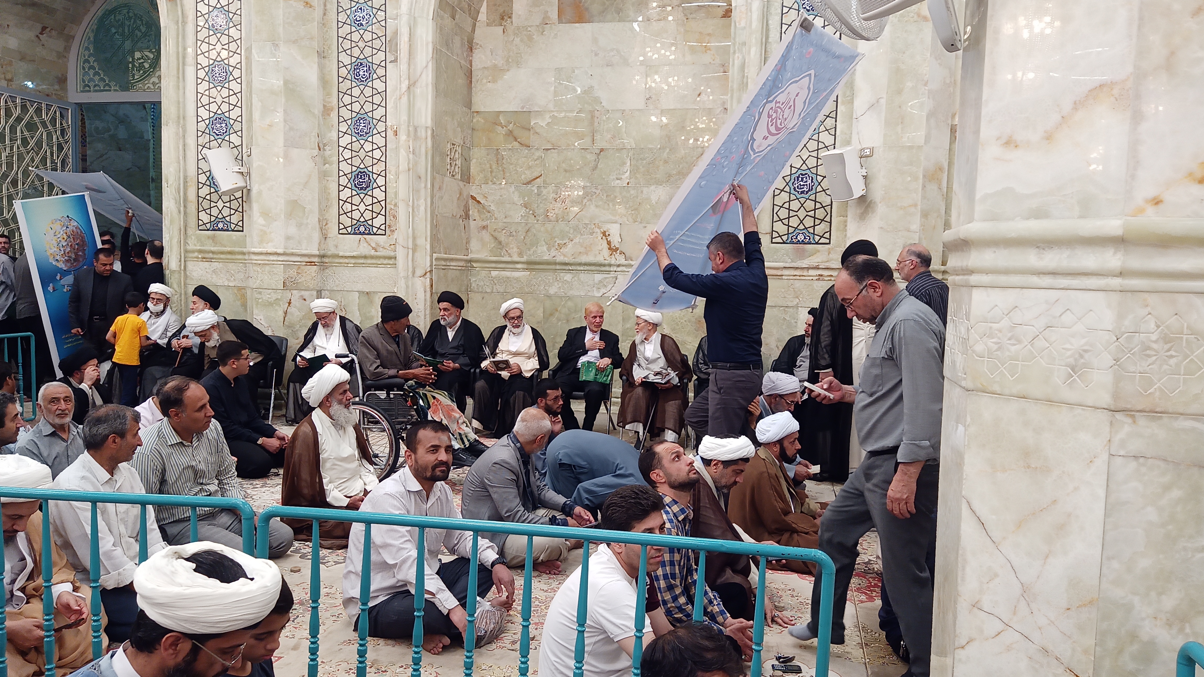شانزدهمین سالگرد ارتحال عارف کامل آیتالله بهجت در مسجد اعظم قم برگزار شد شانزدهمین سالگرد ارتحال عارف کامل آیتالله بهجت در مسجد اعظم قم برگزار شد