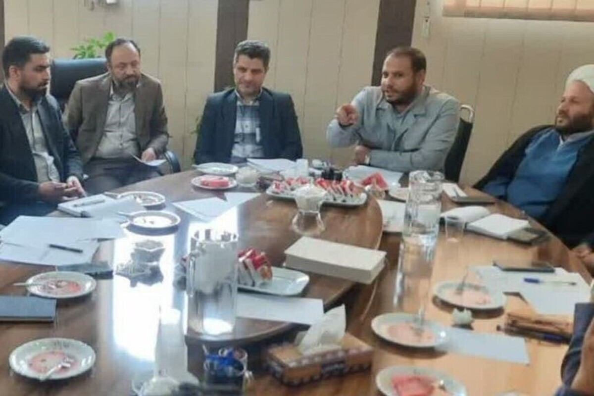 برگزاری نمایشگاههای بدون نظارت در قم بسترساز مشکلات فرهنگی است