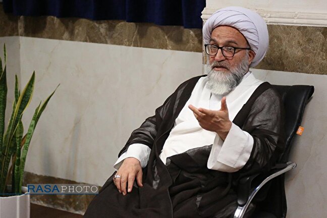 آیت‌الله رئیسی شجاعت در تصمیم‌گیری و اعتقاد عمیق به نیرو‌های داخلی داشت/ شهید جمهور بحران ناترازی انرژی را مدیریت کرد