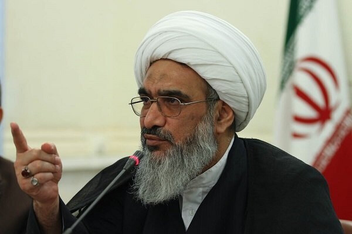 رسانه در خط مقدم مقابله با تهاجم فرهنگی است