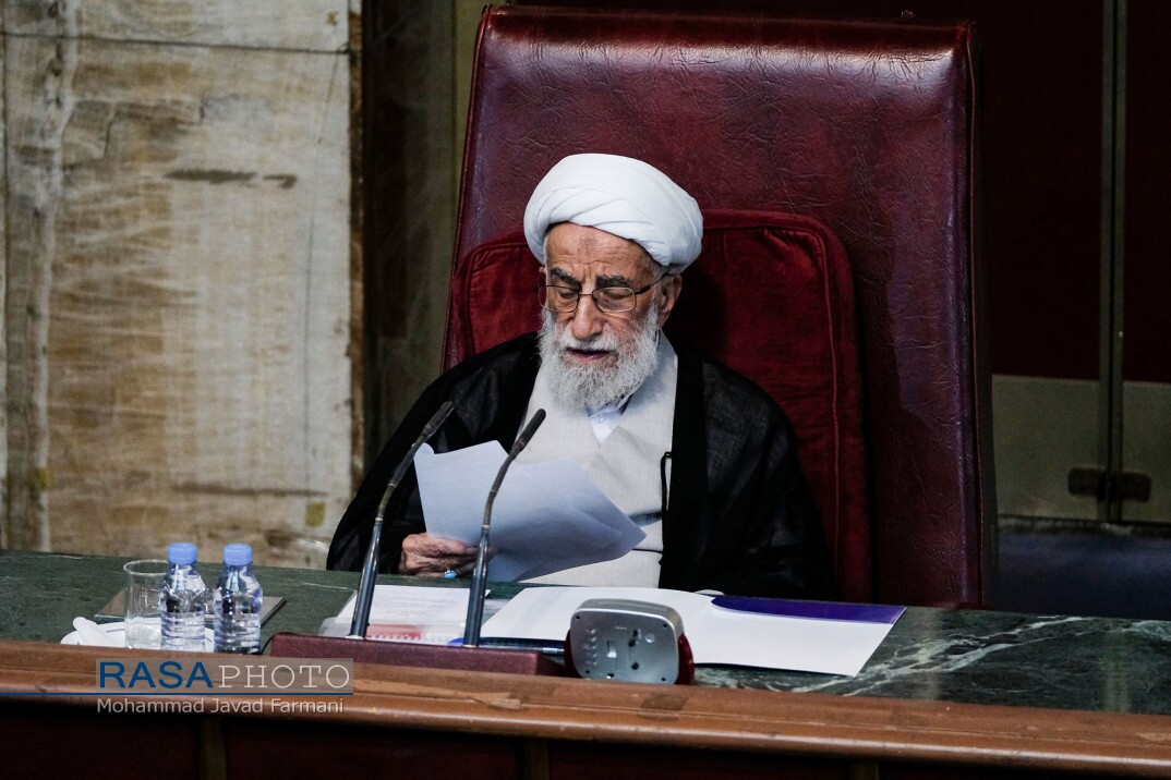 آیت الله رئیسی/ آماده نیست