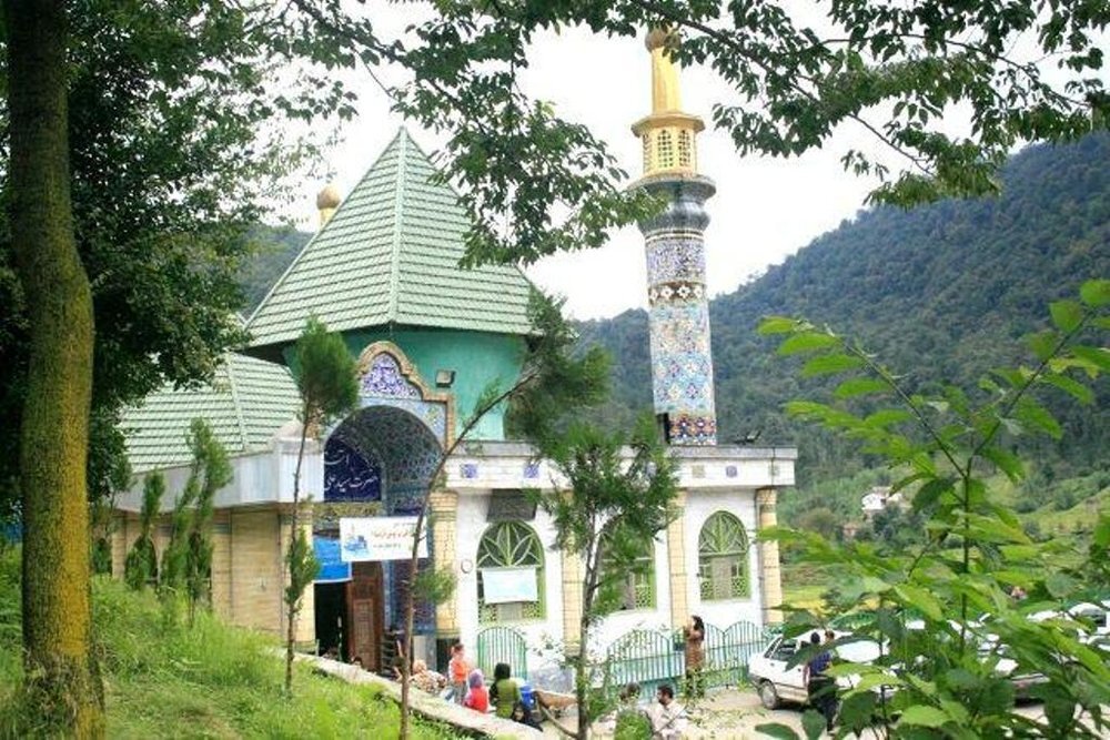 نقش امامزادهها در نشاط اجتماعی نقش امامزادهها در نشاط اجتماعی