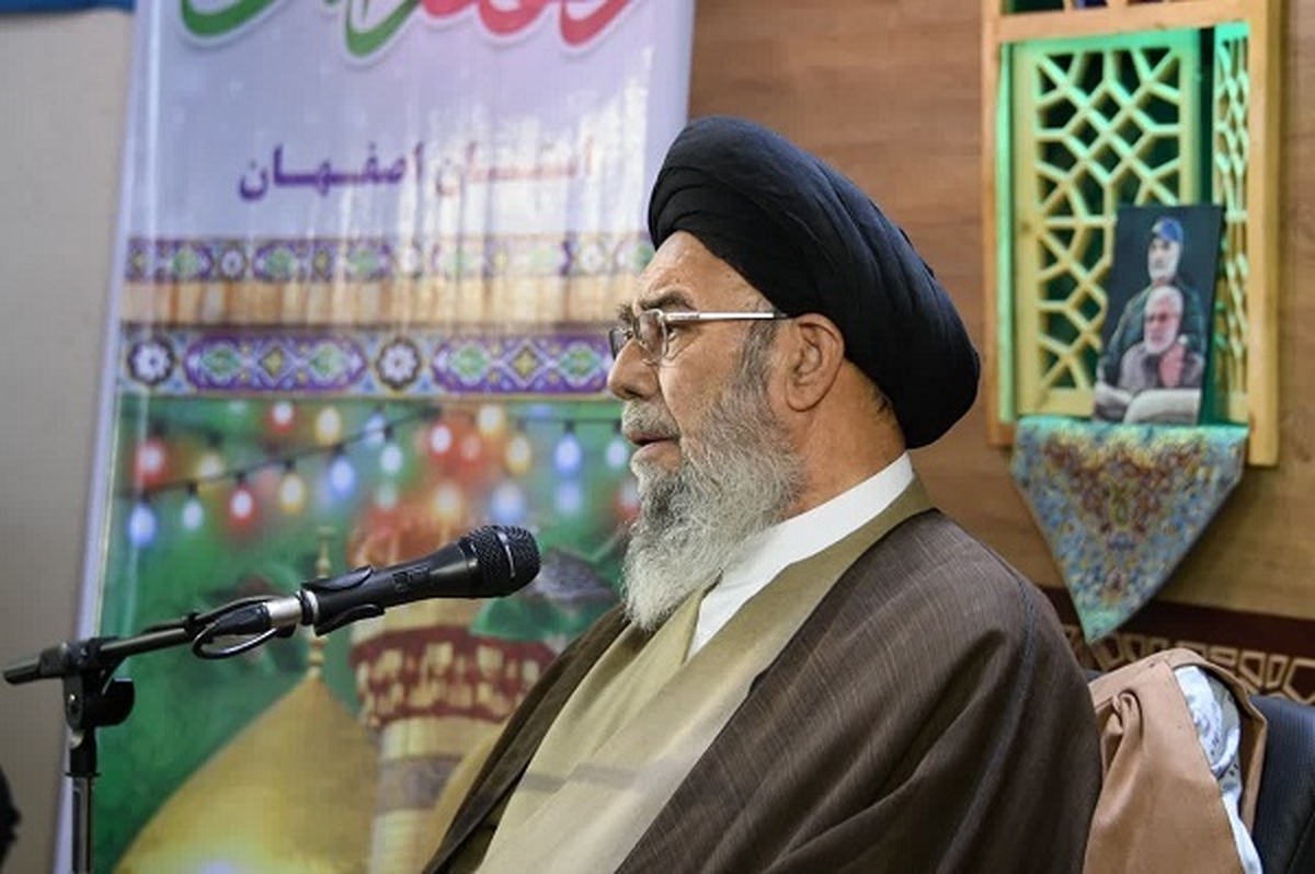 امربه معروف و نهی از منکر وظیفه همگانی و غیر قابل ترک است