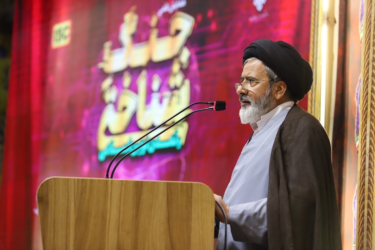 هدف دشمنان از جنگ شناختی، سلطه کامل بر جامعه اسلامی است