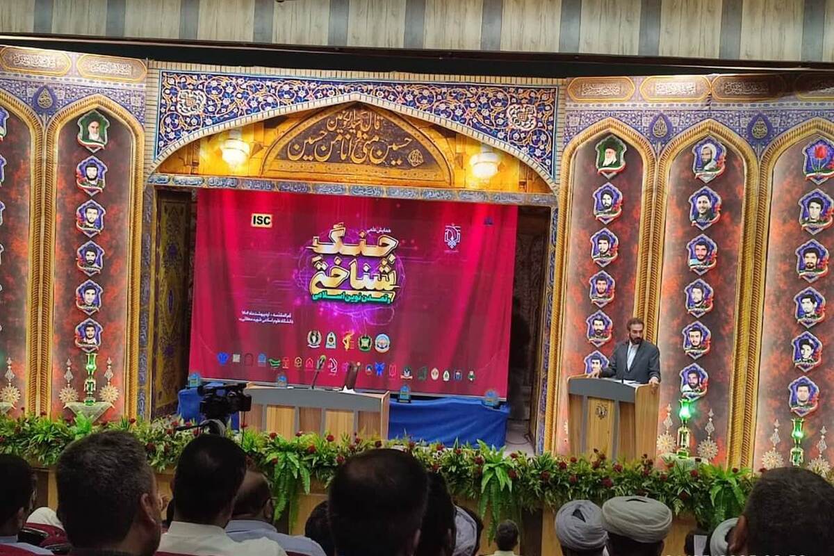 امروز دیپلماسی به تنهایی سهم چندانی در عرصه بین المللی ندارد/ تلاش دشمنان برای احیای امپراتوری اموی