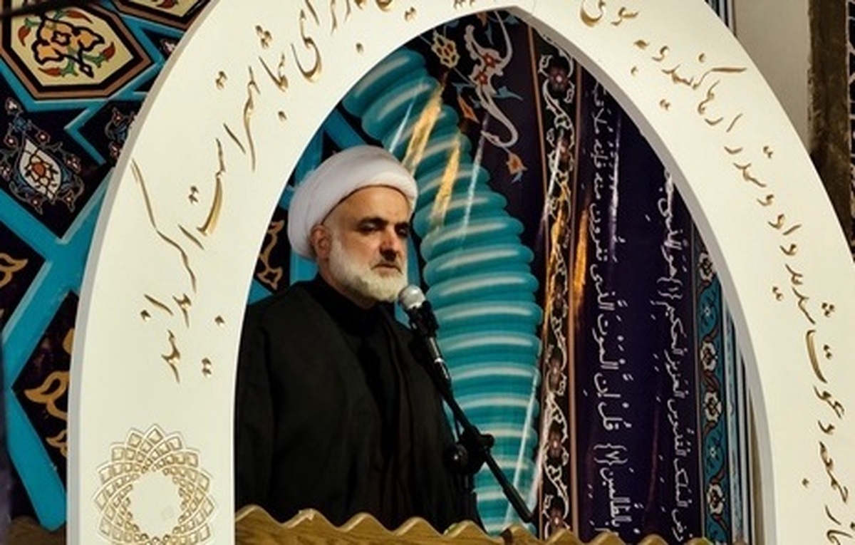 طلبه تراز انقلاب اسلامی در حوزه ها پرورش یابد