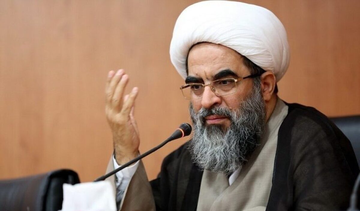 نیروهای مسلح جمهوری اسلامی در پاسخ همه جانبه به رژیم صهیونیستی ذره ای تعلل نکنند