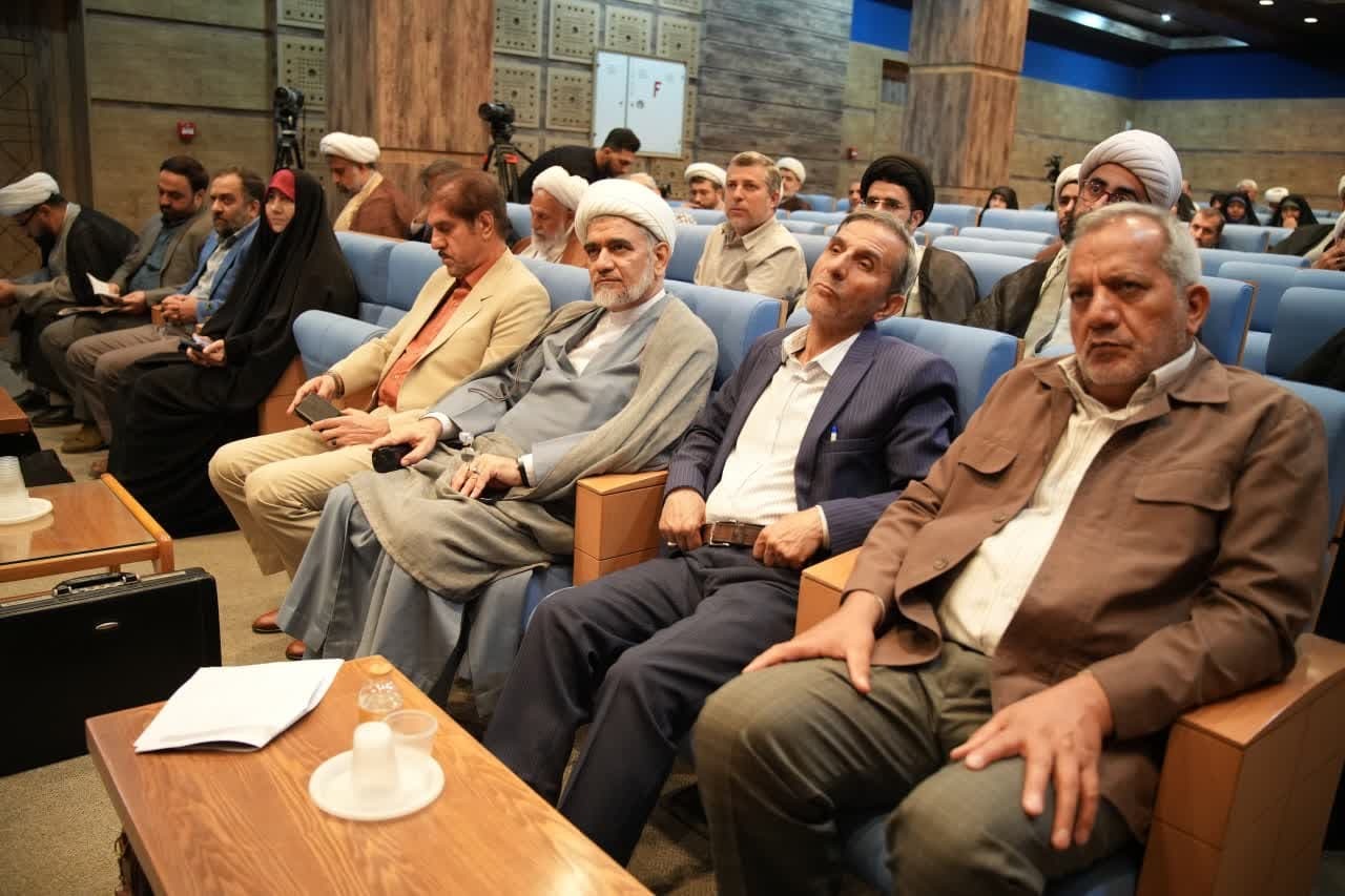  ضرورت تربیت مجاهدان فرهنگی در چارچوب تحولی نوین در حوزه‌های علمیه /م
