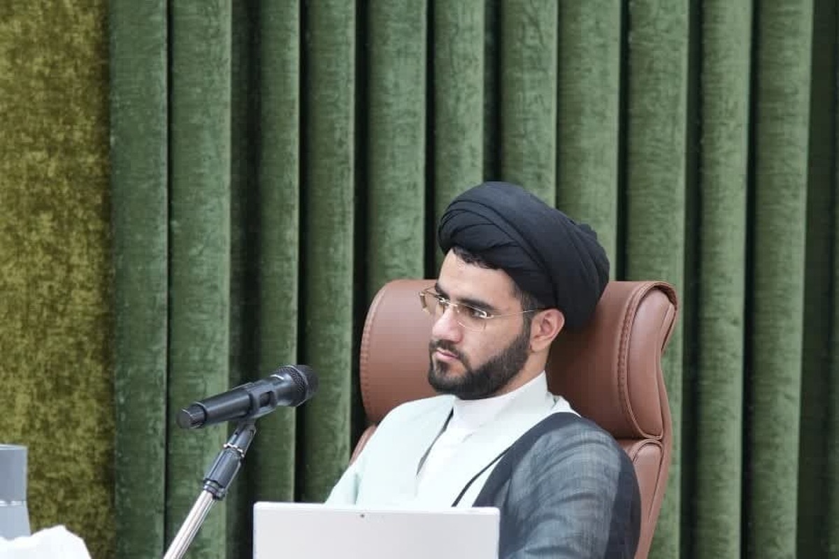 بازخوانی پیام رهبری به حوزه، فراخوانی برای احیای مسیر تاریخی حوزههای علمیه