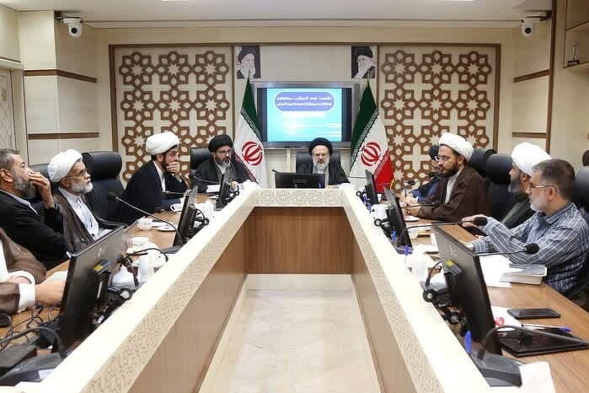 هماندیشی «الزامات تبلیغ بینالمللی در اربعین» / ورود مبلغان اربعین به مباحث سیاسی داخلی عراق ممنوع