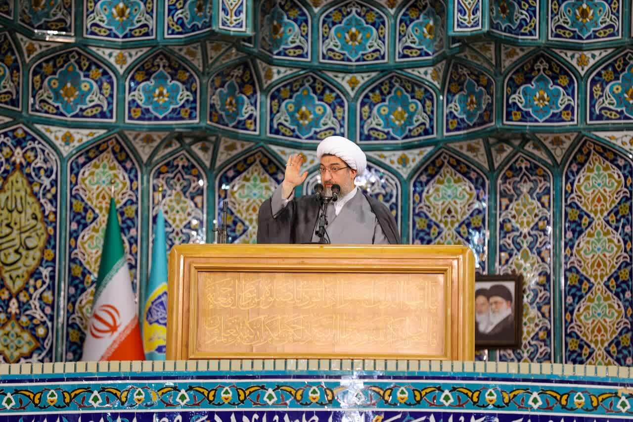 عزت ملت ایران در گرو غنی‌سازی است / مذاکره درباره قدرت موشکی، خط قرمز نظام است