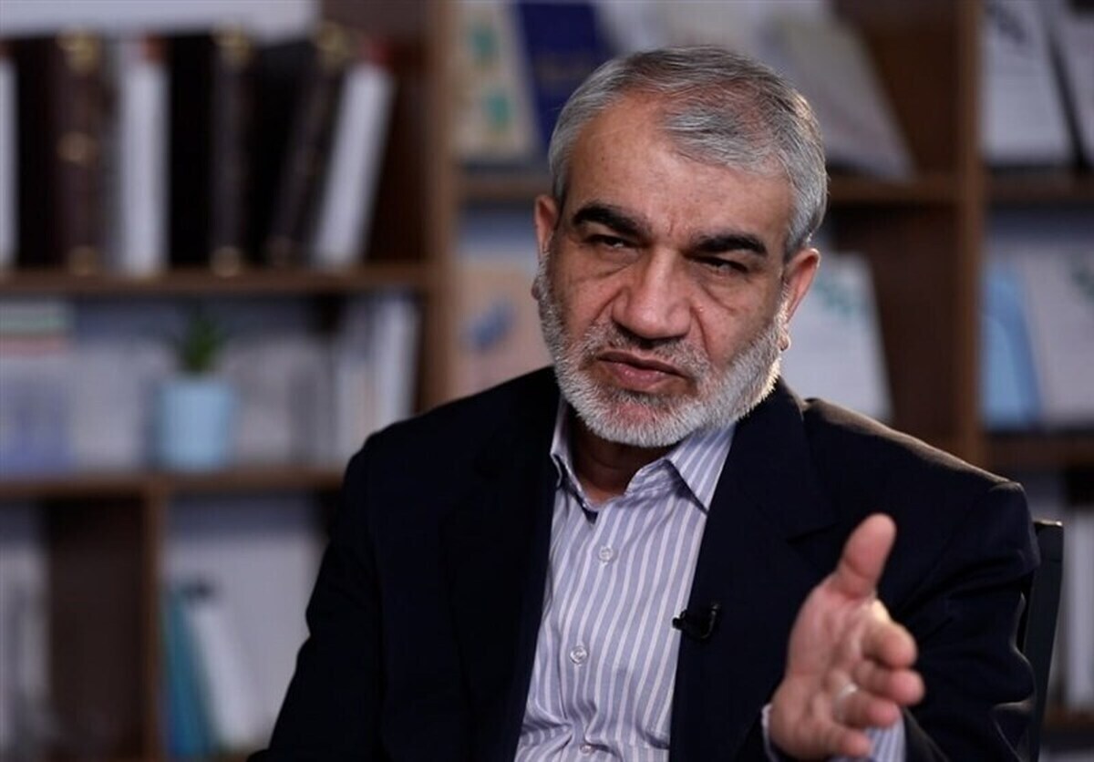 ترامپ تروریست است/ خروج از NPT و بالاتر از آن باید در دستور قرار گیرد