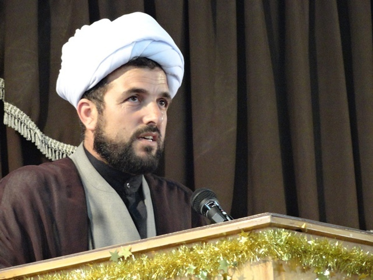 رهبر انقلاب ستون استوار امت اسلامی است
