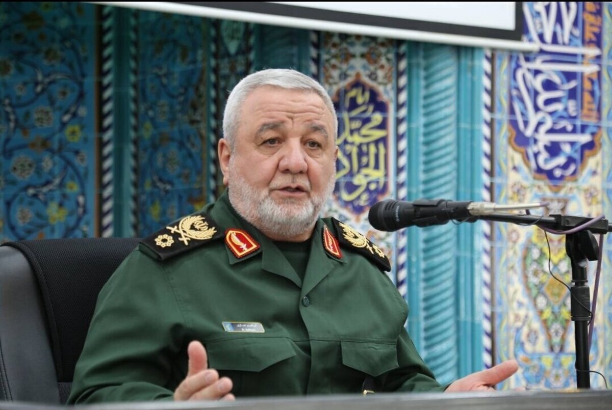 اگر دشمن باز خیال ماجراجویی داشته باشد، پاسخ ما تماشاییتر خواهد بود/ تصمیم مذاکره پس از جنگ، با رهبری است