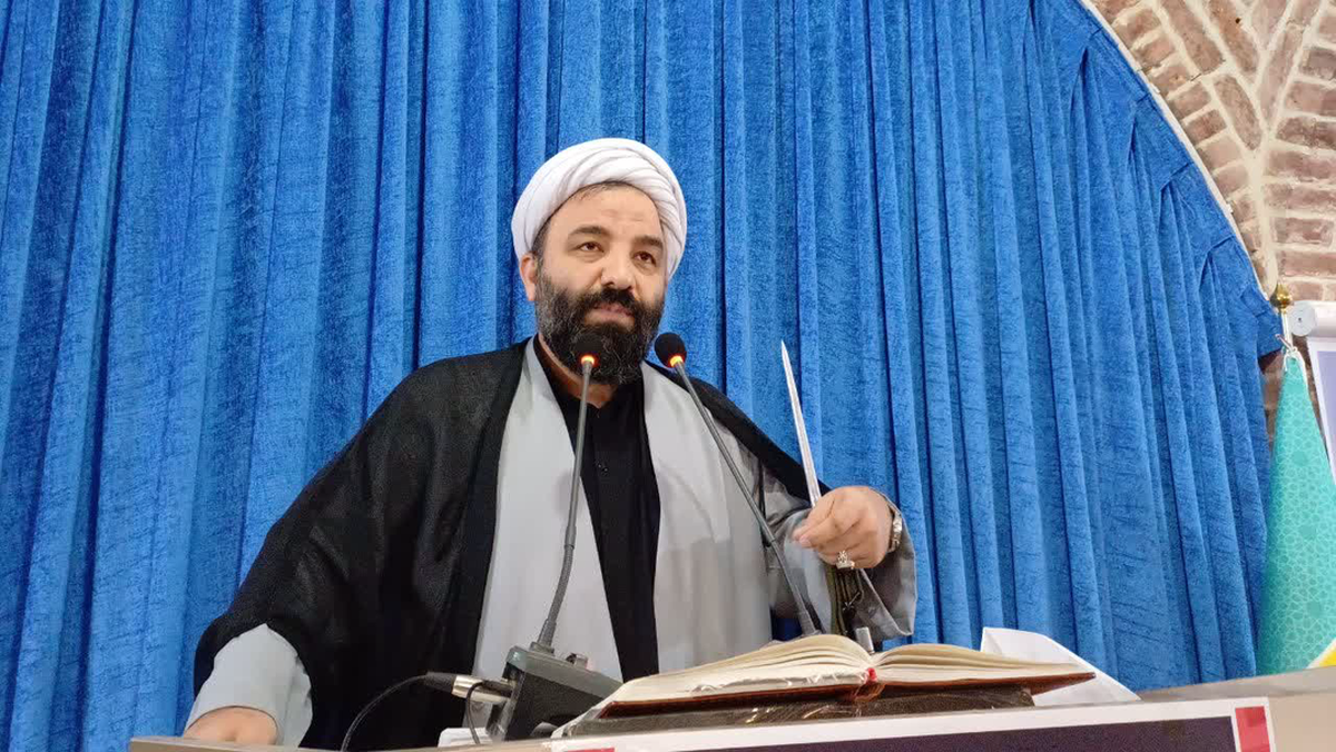 شعار عاشورا، نقشه راه ملت ایران است