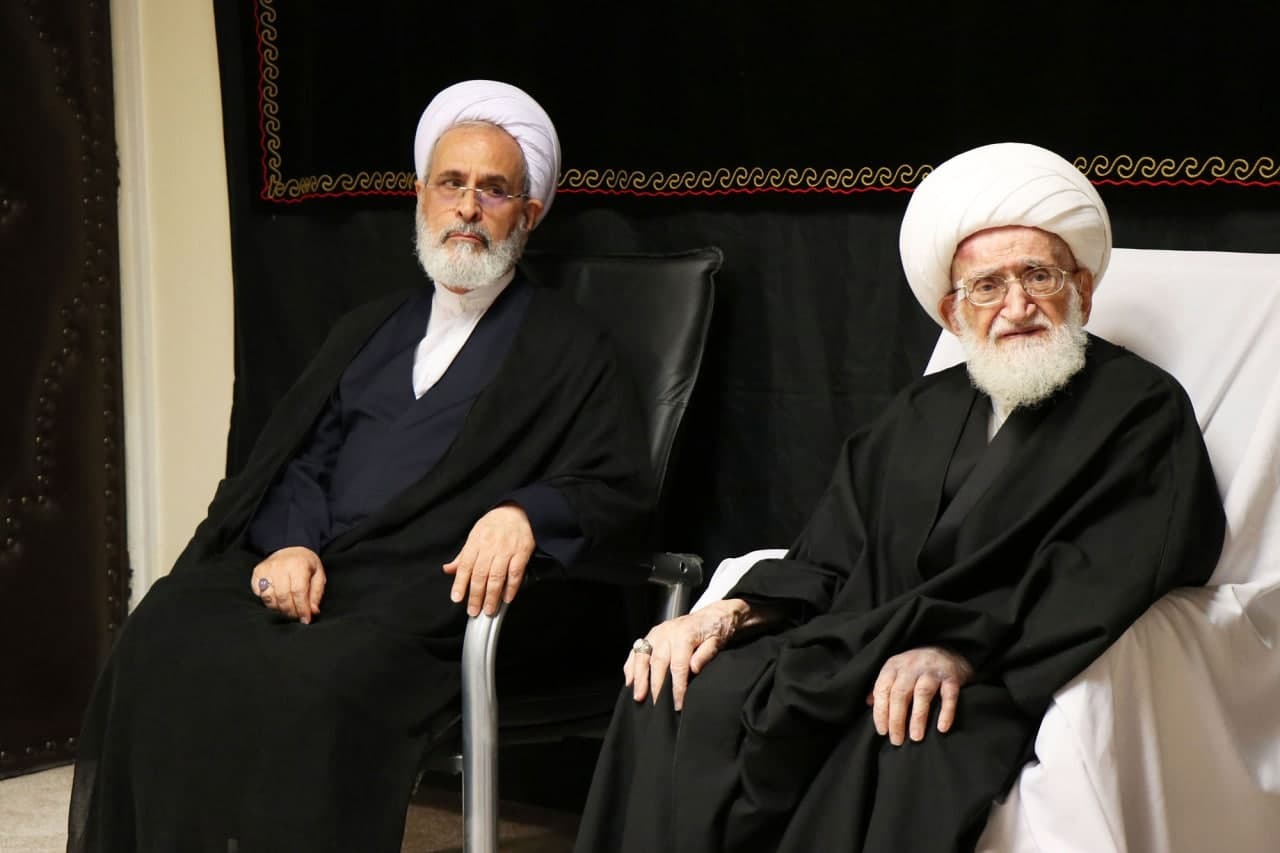 مراسم عزاداری ظهر عاشورا در بیوت مراجع تقلید برگزار شد