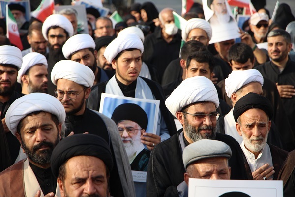 گزارشی از دسته عزاداری علماء و روحانیون شیراز و تجدید بیعت با رهبر انقلاب + فیلم و عکس