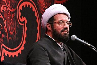 گره‌ها و مشکلات برای خارج کردن ما از غفلت است