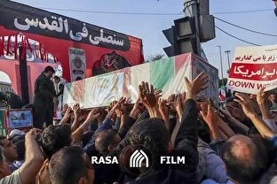 موج خروشان ملت در بدرقه شهدای مظلوم ؛ «تا آخر ایستاده‌ایم»