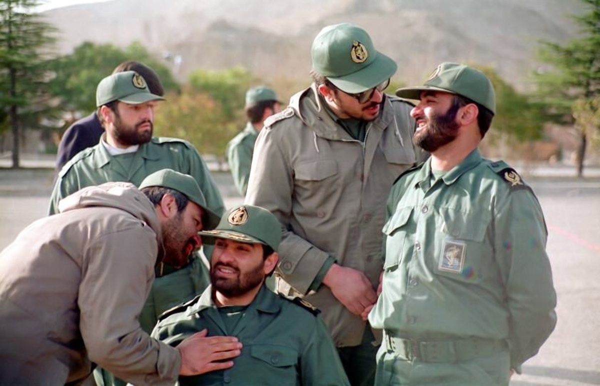 تصاویری از سردار سرلشکر شهید محمدحسن محققی