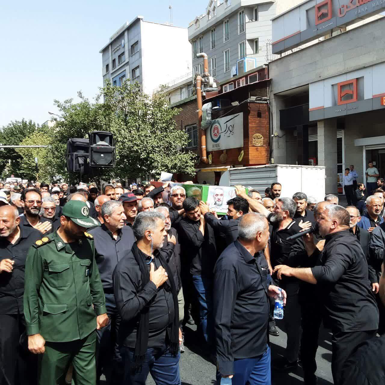 تشییع باشکوه سردار حاج حسن محققی/ پیکر شهید در بهشت زهرا آرام گرفت