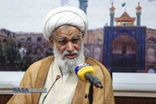 اهانت به رهبر انقلاب، محاربه با امام زمان است/ رمز پیروزی ملت ایران ولایت‌پذیری و فرهنگ عاشورایی است