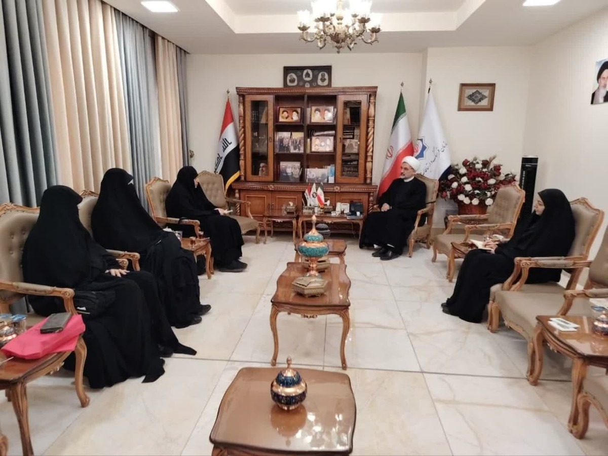 نشست هم‌افزایی مسئولان جامعه‌الزهرا و رایزن فرهنگی جمهوری اسلامی ایران در عراق