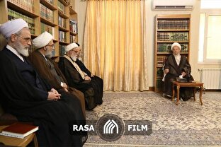 گفت‌وگوی صمیمانه علما؛ نشست شورای عالی حوزه با آیت‌الله مکارم شیرازی