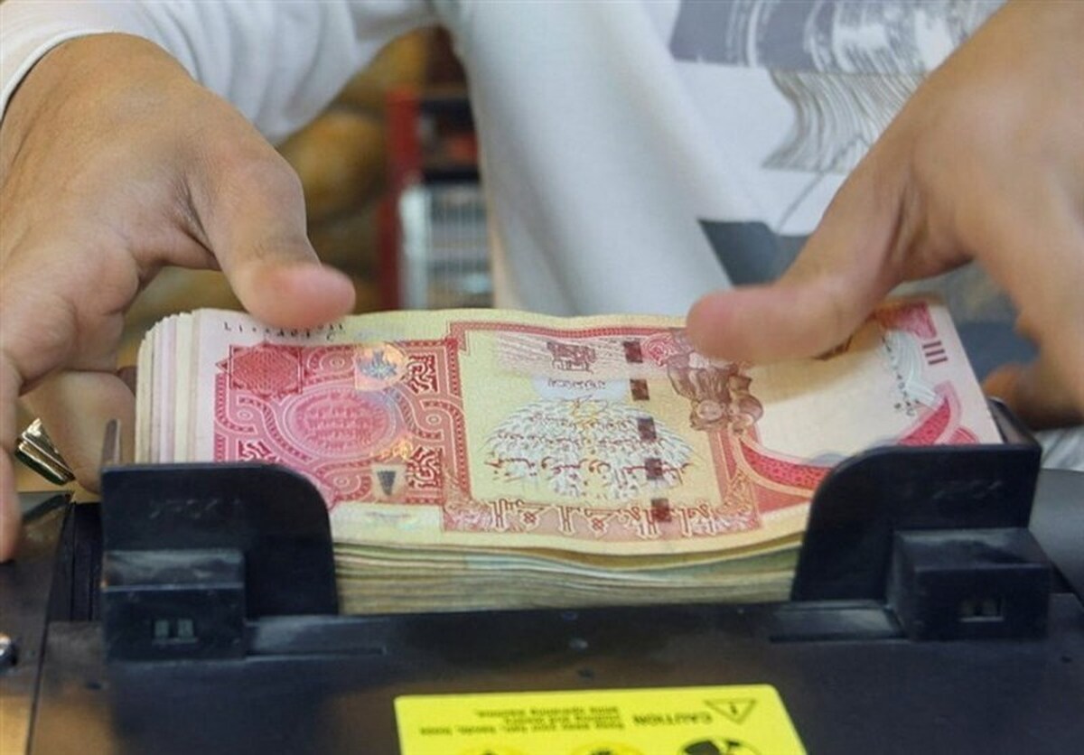 زائران اربعین نگران نباشند/ فروش ارز اربعین روز تعطیل متوقف نمی‌شود