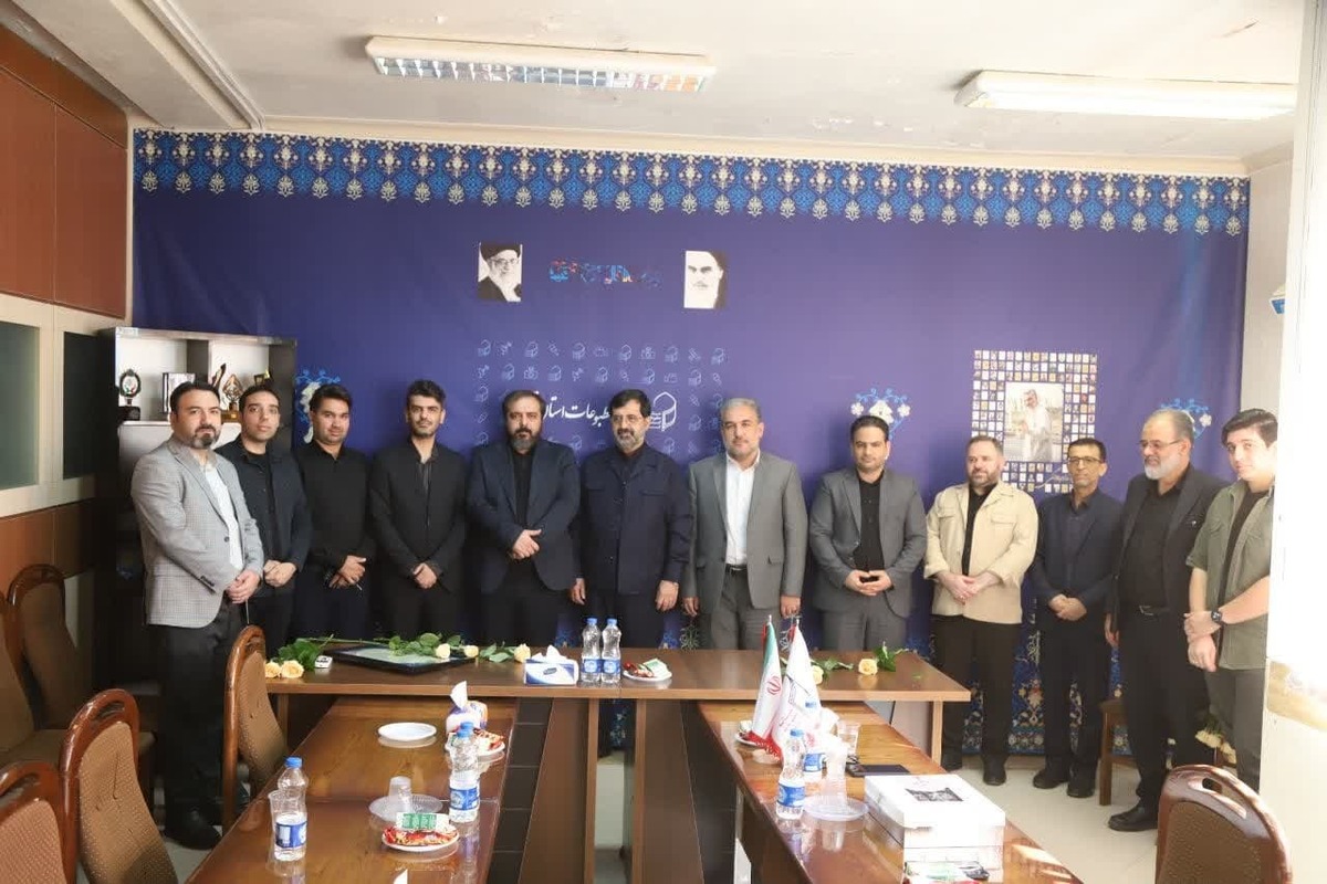 خبرنگاران دید امیدآفرینی و منتقدانه را درکنار هم داشته باشند