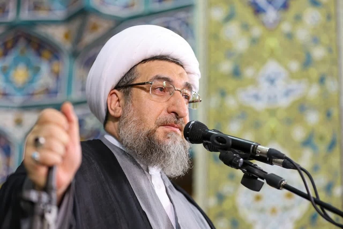 نقشه دشمن نابودی مقاومت و رسیدن به ایران است