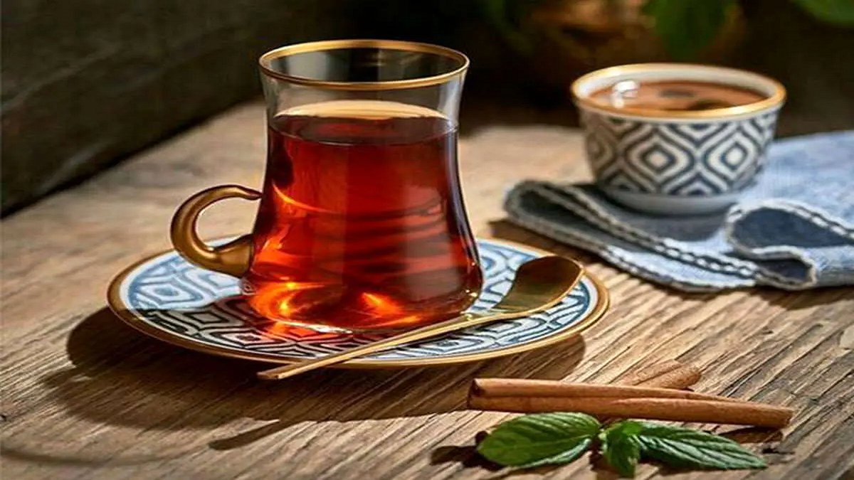 راز خوش‌خلقی صبحگاهی؛ آیا چای و قهوه واقعاً حالمان را بهتر می‌کند؟