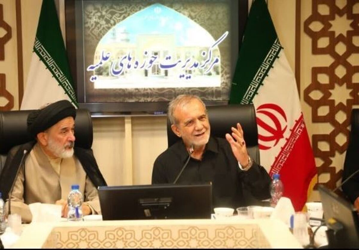 دولت در حال رفع مشکلات است/ کشور متعلق به دسته، فرد و جناح خاصی نیست