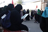 استقبال گسترده زائران اربعین از پویش قرائت سوره فتح در موکب مردمی قرآنی اربعین
