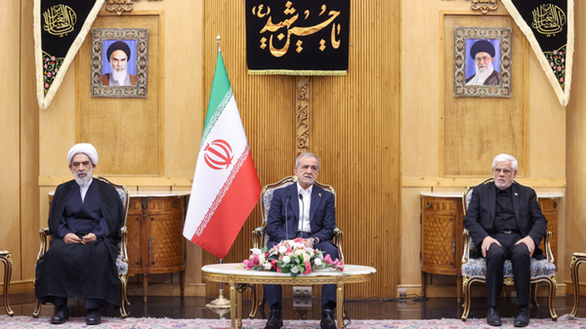 ابراز نگرانی پزشکیان از حضور شرکت های آمریکایی در منطقه