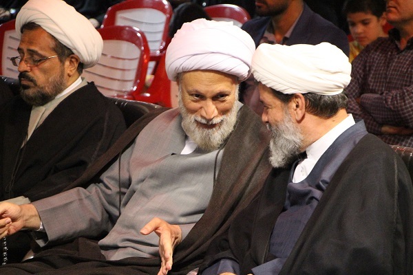 تجلیل از دانش آموختگان مجتمع بین الملل حوزه علمیه فارس