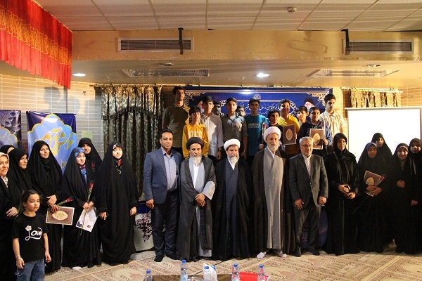 تجلیل از دانش آموختگان مجتمع بین الملل حوزه علمیه فارس